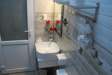 Hotel Mr Rot S Secret