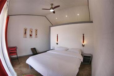 Le Chat O Park Hotel Ivato Airport Navette Gratuite H24