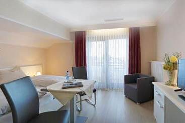 تختخواب و صبحانه Im Gewölbe