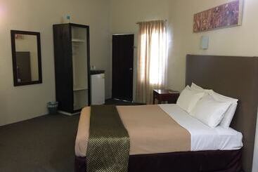 هتل Simon S Place