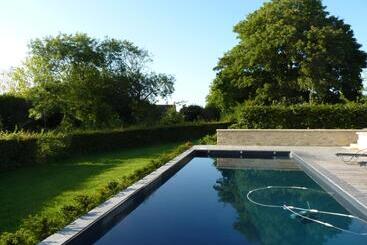 مبيت وإفطار Chambres D Hôtes Le Petit Sully