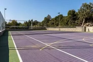 ツーリストアパートメント Electra Beachfront Villa