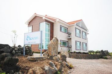 Appartment Empathy 3081