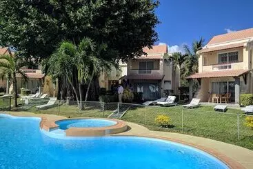 آپارتمان‌های توریست‌ها Villas Banyan
