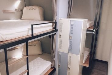 Mono'tel Hostel