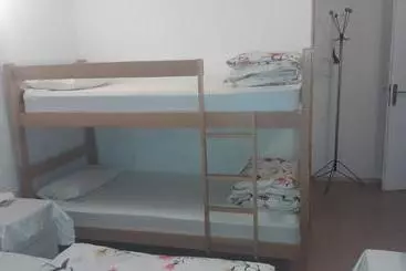 هاستل Apartments And Rooms Lena