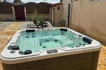 ホテル Hôtel & Spa Château De La Côte Brantôme