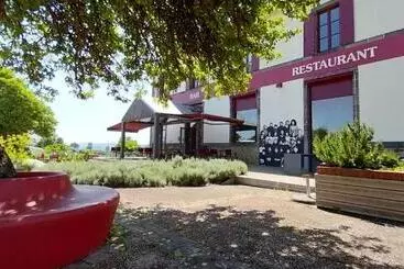 ホテル Logis Hôtels Auberge Du Château