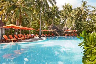 Hotelli Sun Siyam Vilu Reef 24 Hour All Inclusive With Free Transfers