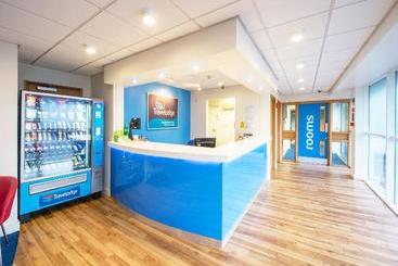 Отель Travelodge Reading M4 Eastbound