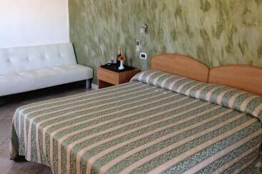 Отель Belvedere