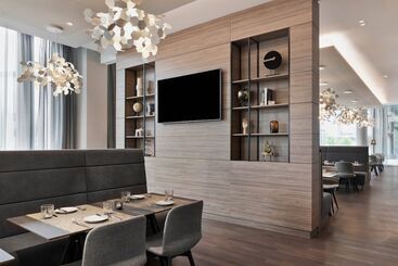 בית מלון כפרי Courtyard By Marriott Munich Garching