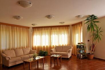 Iolkos Hotel Apartments