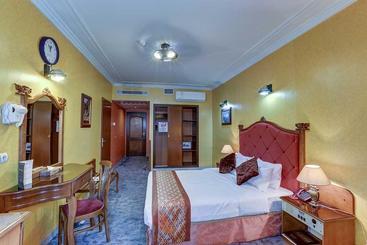 Persepolis International Hotel