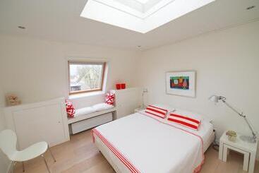 تختخواب و صبحانه Villa Envie