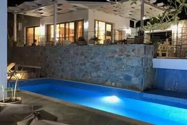Mourtzanakis Residence   Traditional Eco Hotel In Achlada
