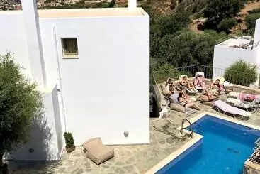 Mourtzanakis Residence   Traditional Eco Hotel In Achlada