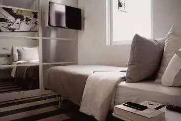 هتل Room Select Sol