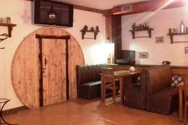 Hotel Almaz Plus