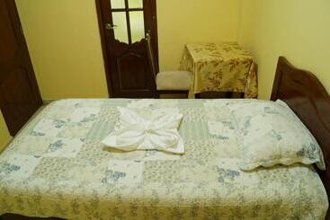 هتل Los Gladiolos