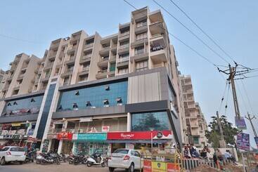 Hotel Kajri Residency