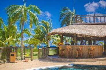 Hotel Sunset Reef Resort & Spa