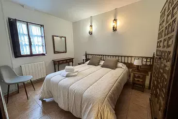 Apartamentos Santillana Mijares 3000