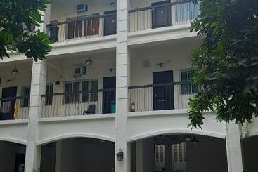 Tesoro Apartments By Oyo