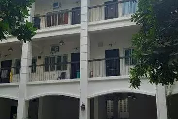 Tesoro Apartments By Oyo