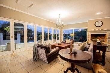 تختخواب و صبحانه Belvedere Boutiqe