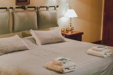 Bed and Breakfast Trawen Hostal Boutique