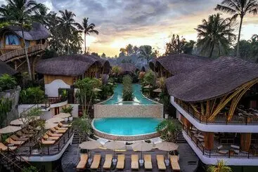 Bambootel Sawah View