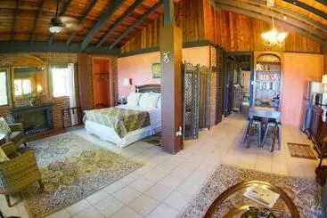 تختخواب و صبحانه El Yunque Rainforest Inn