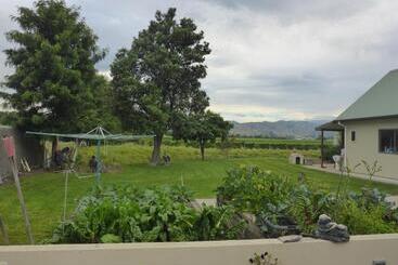 Bed and Breakfast Gmh Home Stay