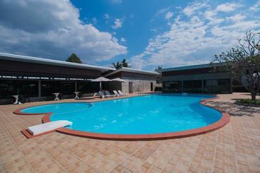 استراحتگاه Papa's Garden