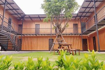 הוסטל Jn9 Poshtel