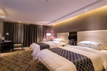 Hotel Boston International