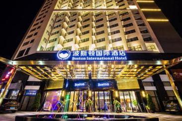 Hotel Boston International