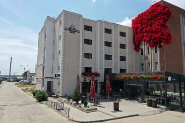 Hotel Mbi Travel Inn