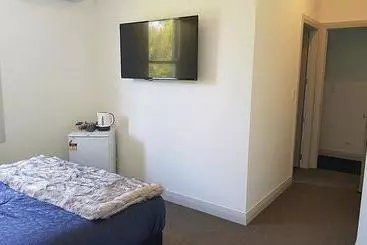 Talisman Hotel & Restaurant