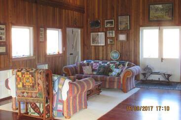 Woolshed Bed & Breakfast