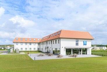 هتل Ibis Budget Oostende Airport