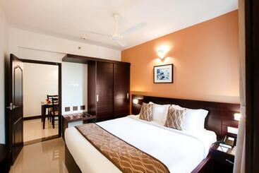 ホテル Sterling Thekkady