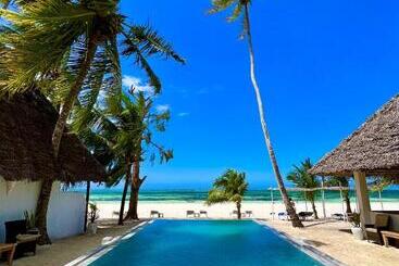 تختخواب و صبحانه White Dream