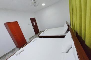 Hostel Katunayake At Colombo Airport Transit