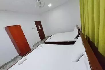 Hostel Katunayake At Colombo Airport Transit