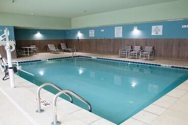 酒店 Holiday Inn Express & Suites Marion, An Ihg