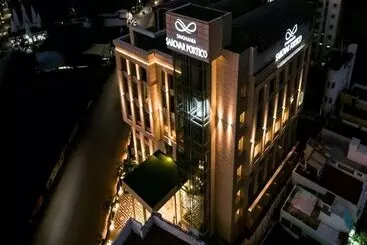 Hotell Singhania Sarovar Portico