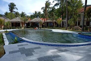 Phu Quoc Kim 2 Beach Front Resort