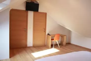 ホテル Hôtel   Ferme Du Château D Ahin